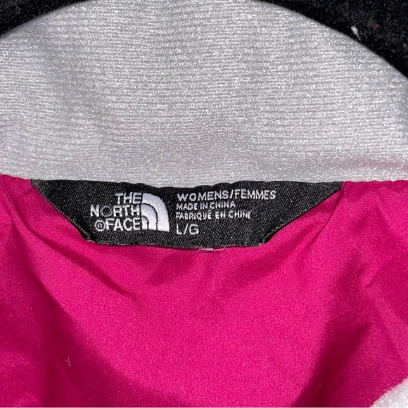 The North Face Pink Quilted Jacket ✨ - Picture 2 of 12
